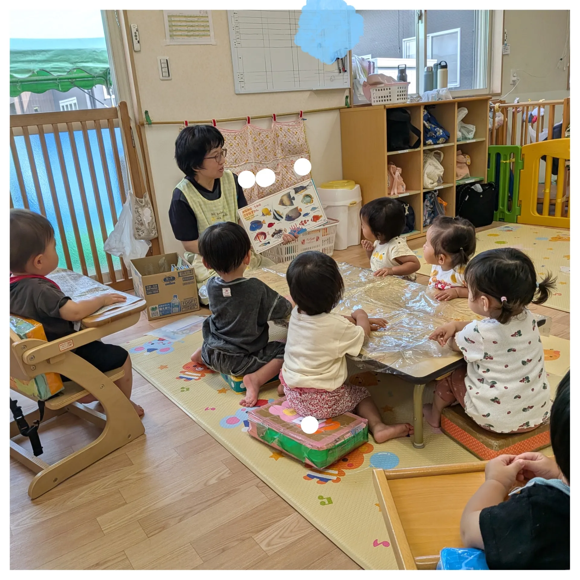8月の製作(お魚)を作ろう(いちご組)